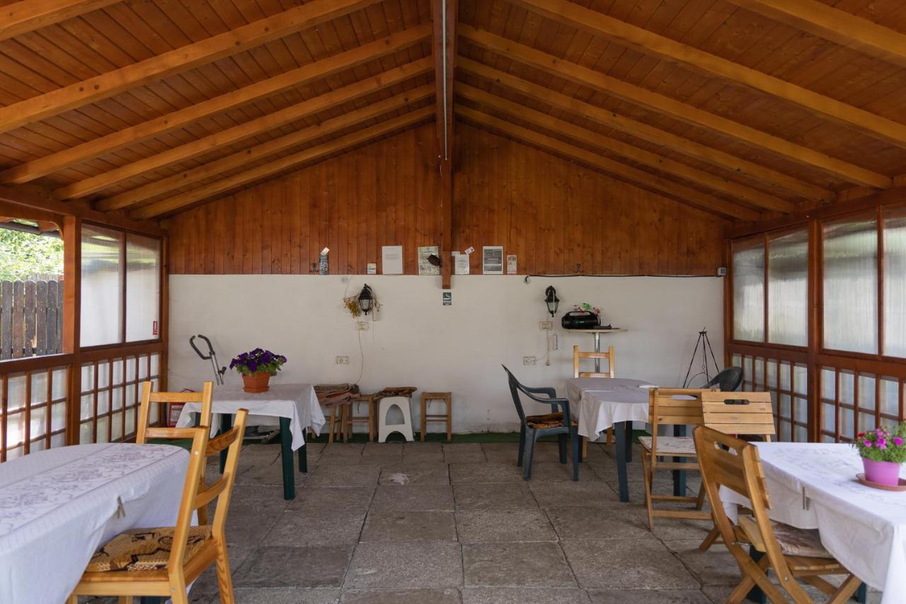 Pensiunea Montan Busteni Exterior photo